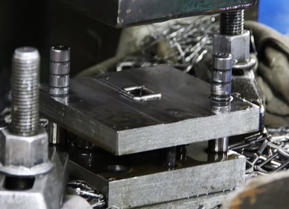 Complex Hardware & Custom Molding